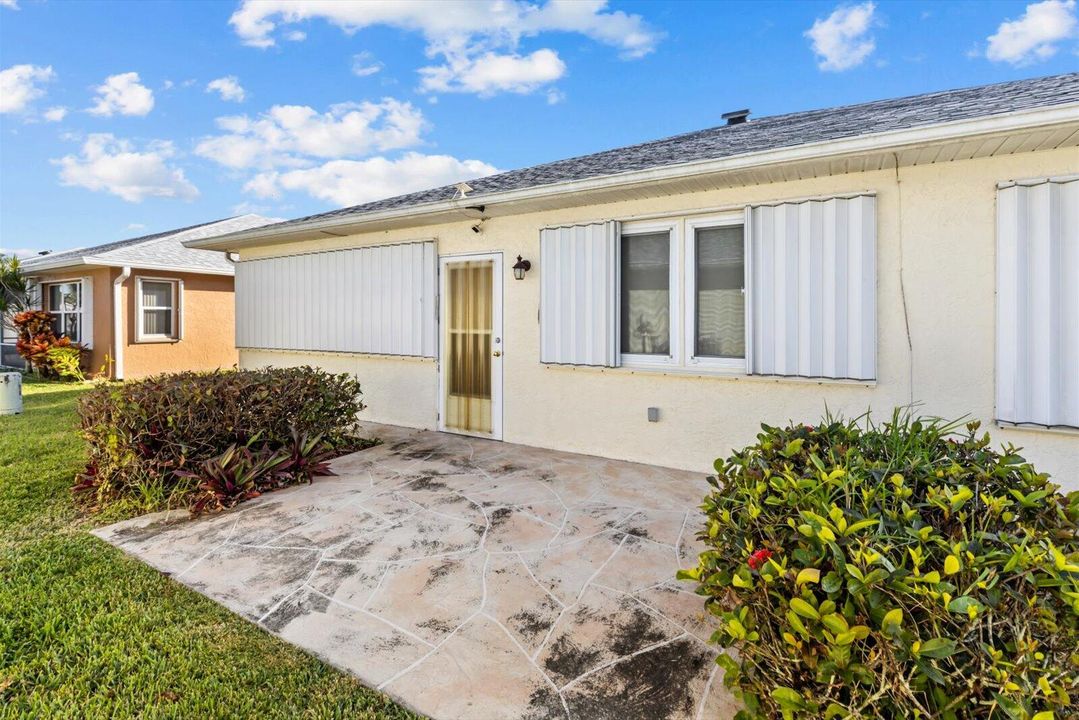 For Sale: $315,000 (3 beds, 2 baths, 1657 Square Feet)