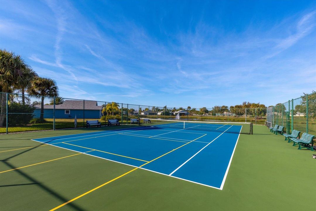 For Sale: $315,000 (3 beds, 2 baths, 1657 Square Feet)