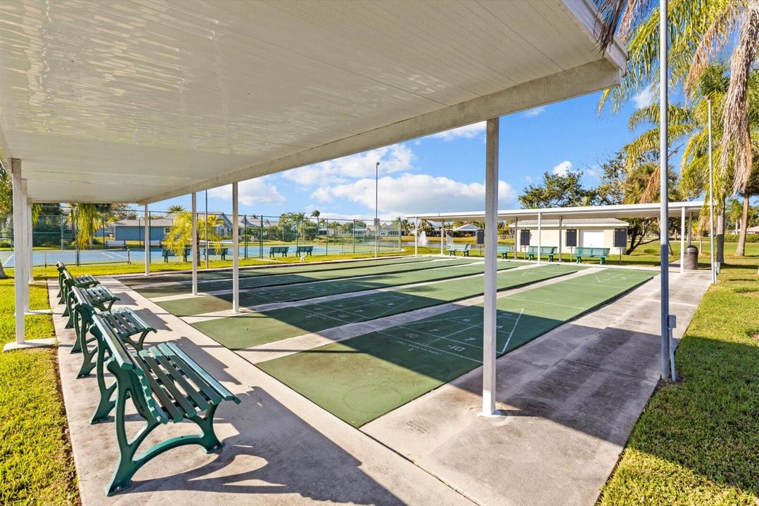 For Sale: $315,000 (3 beds, 2 baths, 1657 Square Feet)