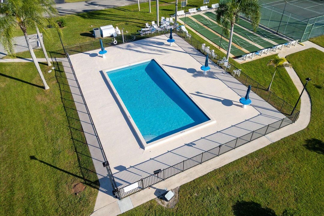 For Sale: $315,000 (3 beds, 2 baths, 1657 Square Feet)