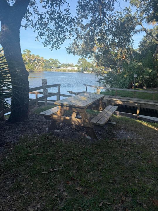 待售: $34,900 (2 贝兹, 2 浴室, 984 平方英尺)