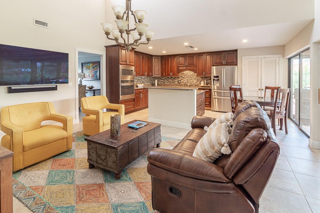 For Rent: $3,800 (4 beds, 3 baths, 2563 Square Feet)