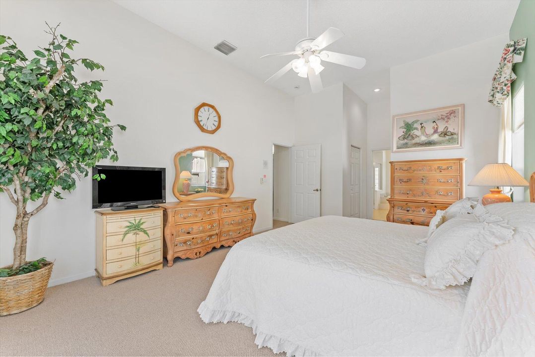 На продажу: $1,095,000 (4 спален, 3 ванн, 2728 Квадратных фут)