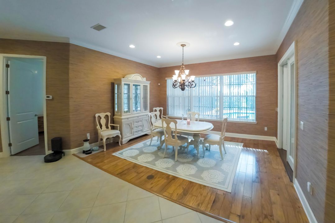For Sale: $800,000 (3 beds, 3 baths, 2763 Square Feet)