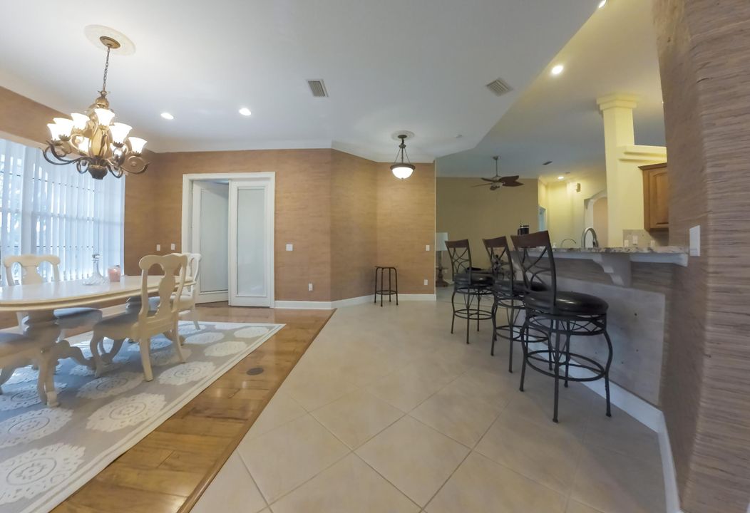 For Sale: $800,000 (3 beds, 3 baths, 2763 Square Feet)