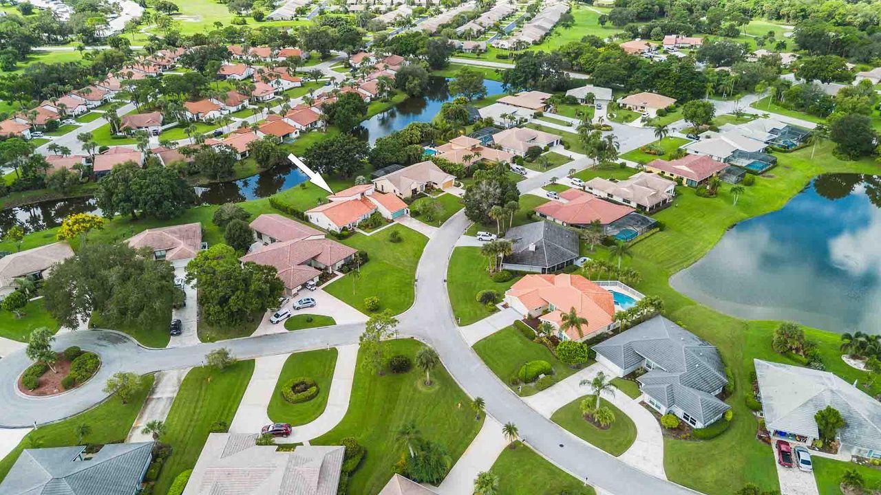 For Rent: $3,800 (4 beds, 3 baths, 2563 Square Feet)