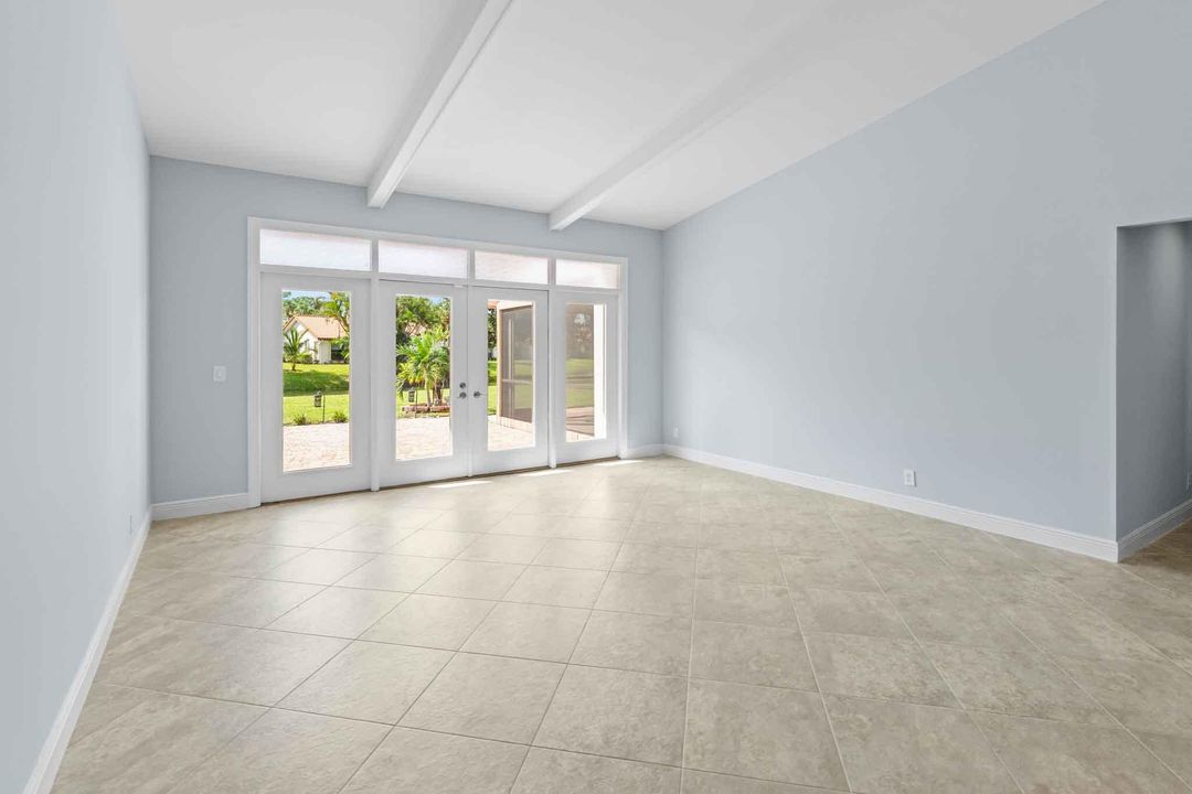 For Rent: $3,800 (4 beds, 3 baths, 2563 Square Feet)