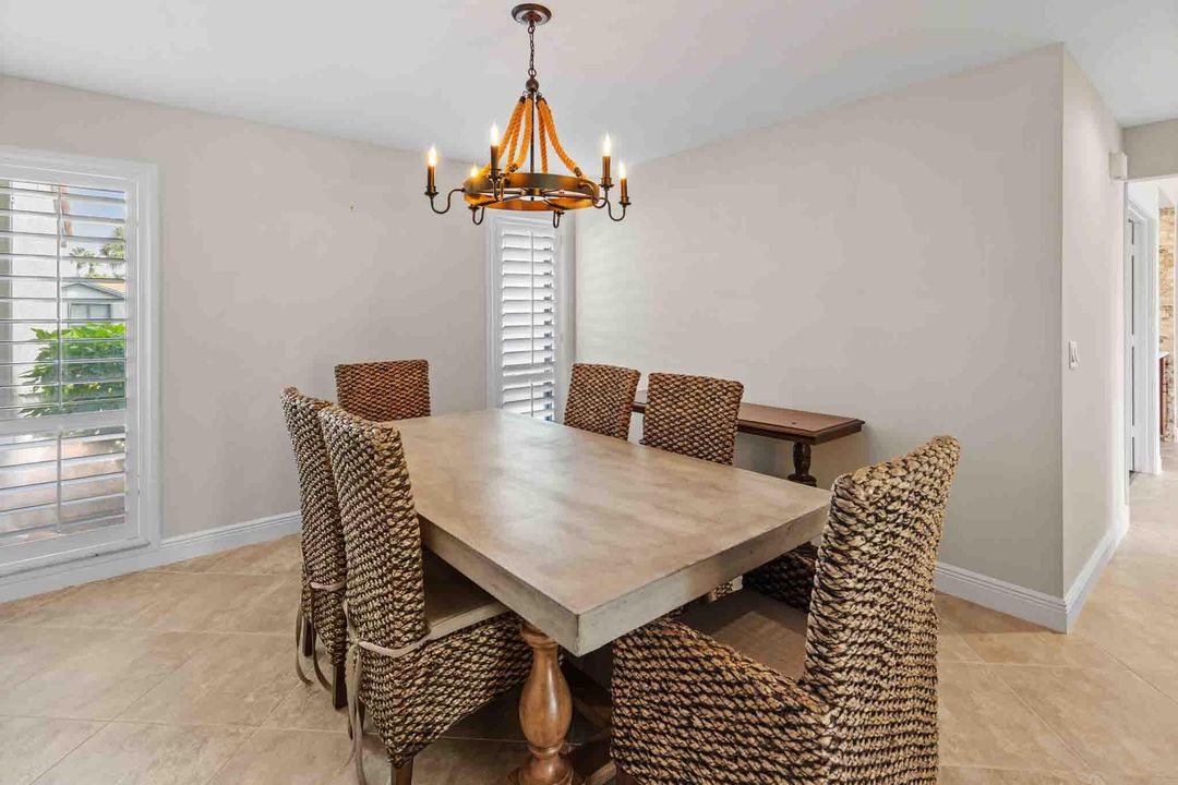 For Rent: $3,800 (4 beds, 3 baths, 2563 Square Feet)