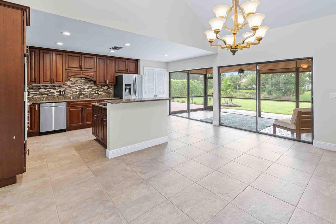 For Rent: $3,800 (4 beds, 3 baths, 2563 Square Feet)