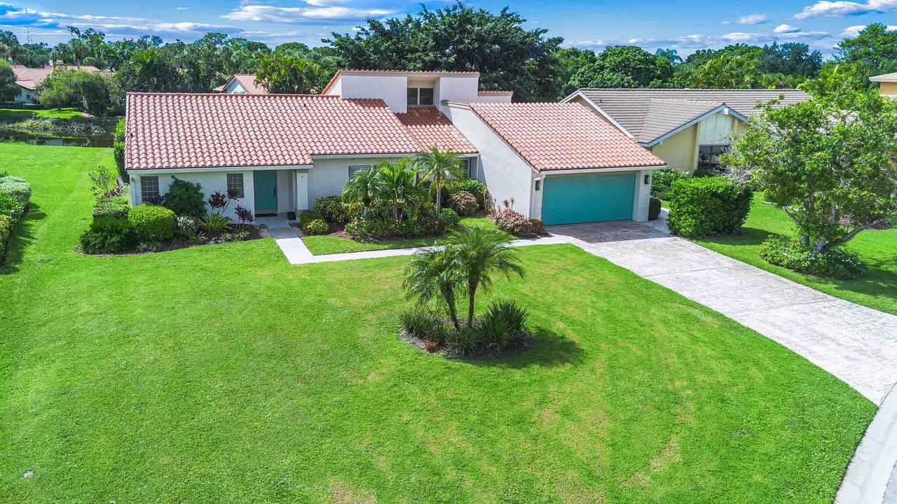 For Rent: $3,800 (4 beds, 3 baths, 2563 Square Feet)