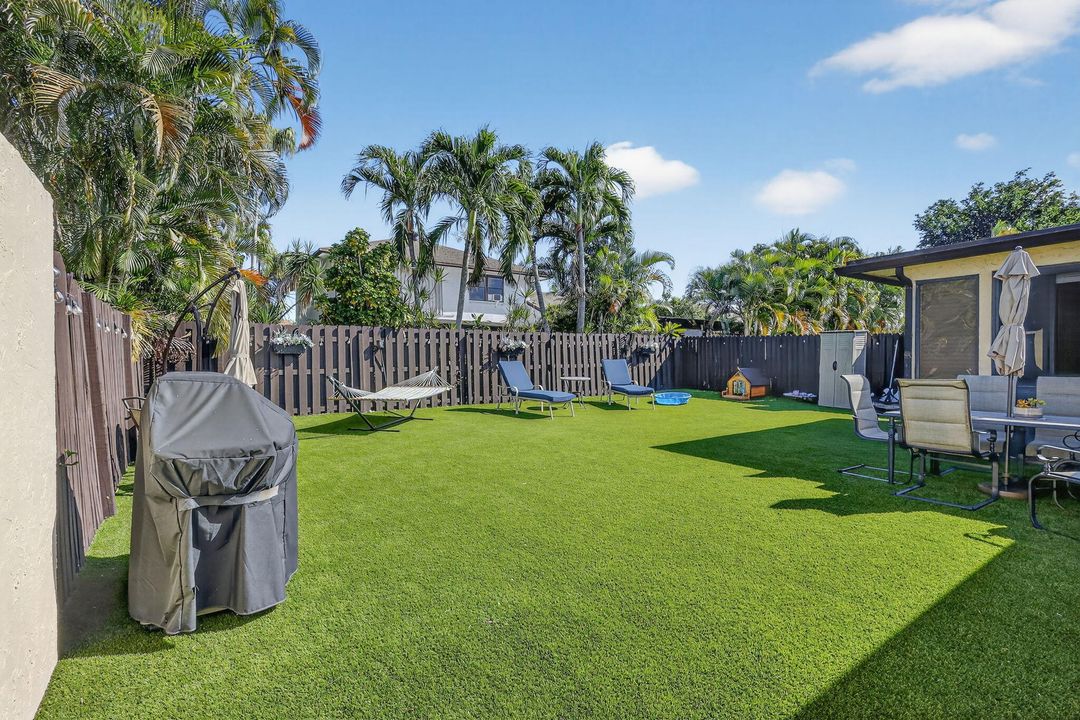 待售: $499,900 (2 贝兹, 2 浴室, 1193 平方英尺)