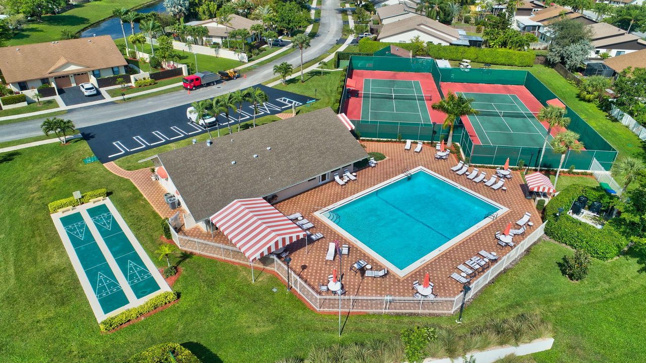 待售: $499,900 (2 贝兹, 2 浴室, 1193 平方英尺)