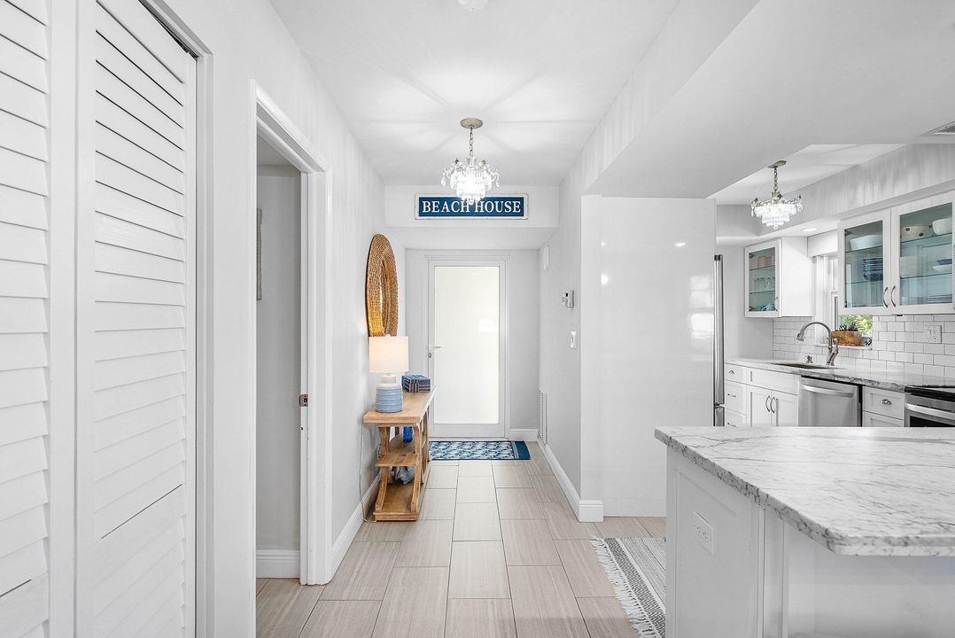 Active With Contract: $779,000 (2 beds, 2 baths, 1247 Square Feet)