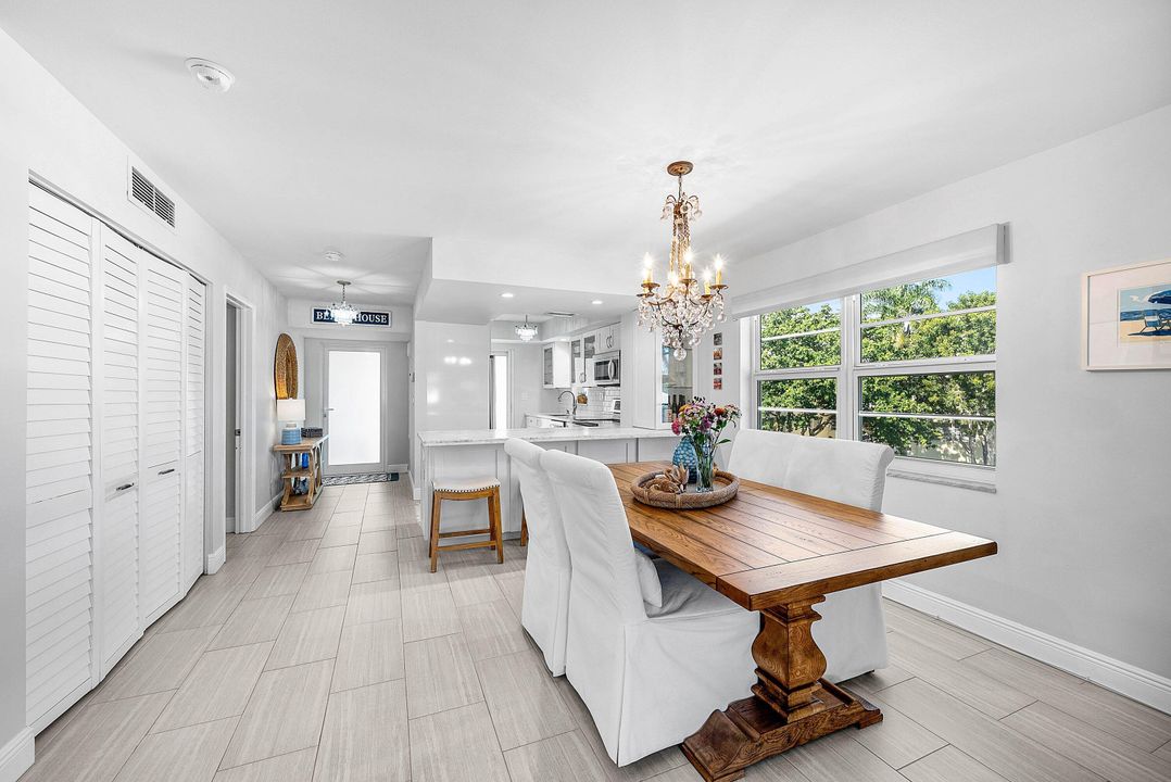 Active With Contract: $779,000 (2 beds, 2 baths, 1247 Square Feet)