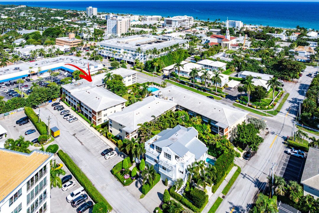 Active With Contract: $779,000 (2 beds, 2 baths, 1247 Square Feet)