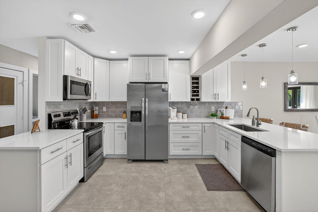 For Sale: $1,395,000 (4 beds, 3 baths, 1764 Square Feet)