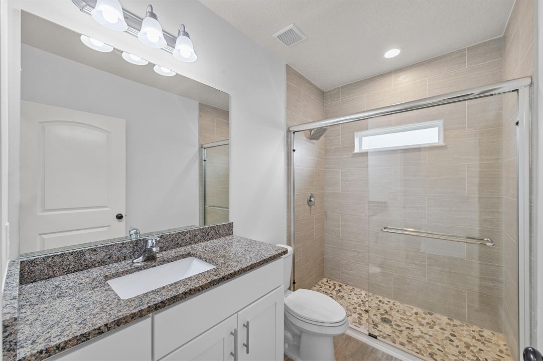 В аренду: $2,450 (4 спален, 3 ванн, 2129 Квадратных фут)