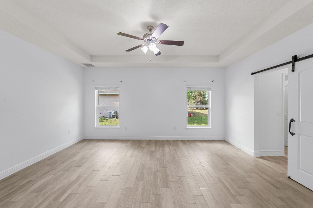 В аренду: $2,450 (4 спален, 3 ванн, 2129 Квадратных фут)