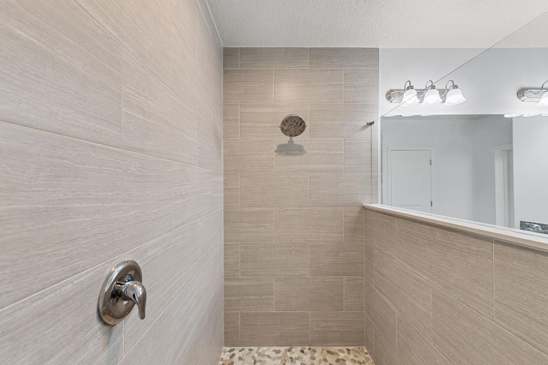 В аренду: $2,450 (4 спален, 3 ванн, 2129 Квадратных фут)