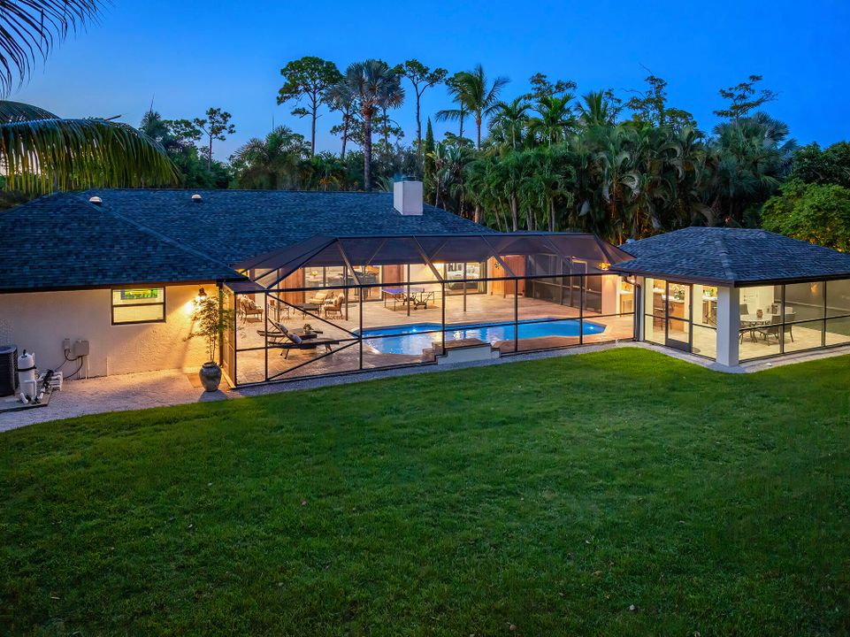 For Sale: $2,200,000 (6 beds, 5 baths, 3965 Square Feet)