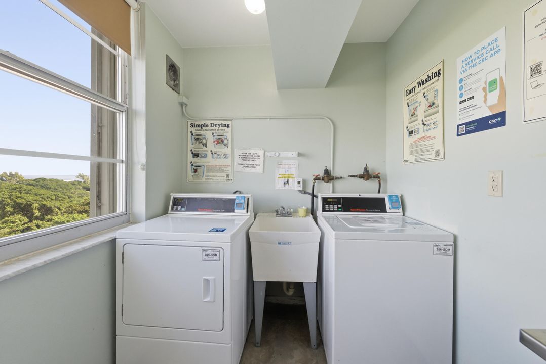 В аренду: $4,500 (2 спален, 2 ванн, 1031 Квадратных фут)