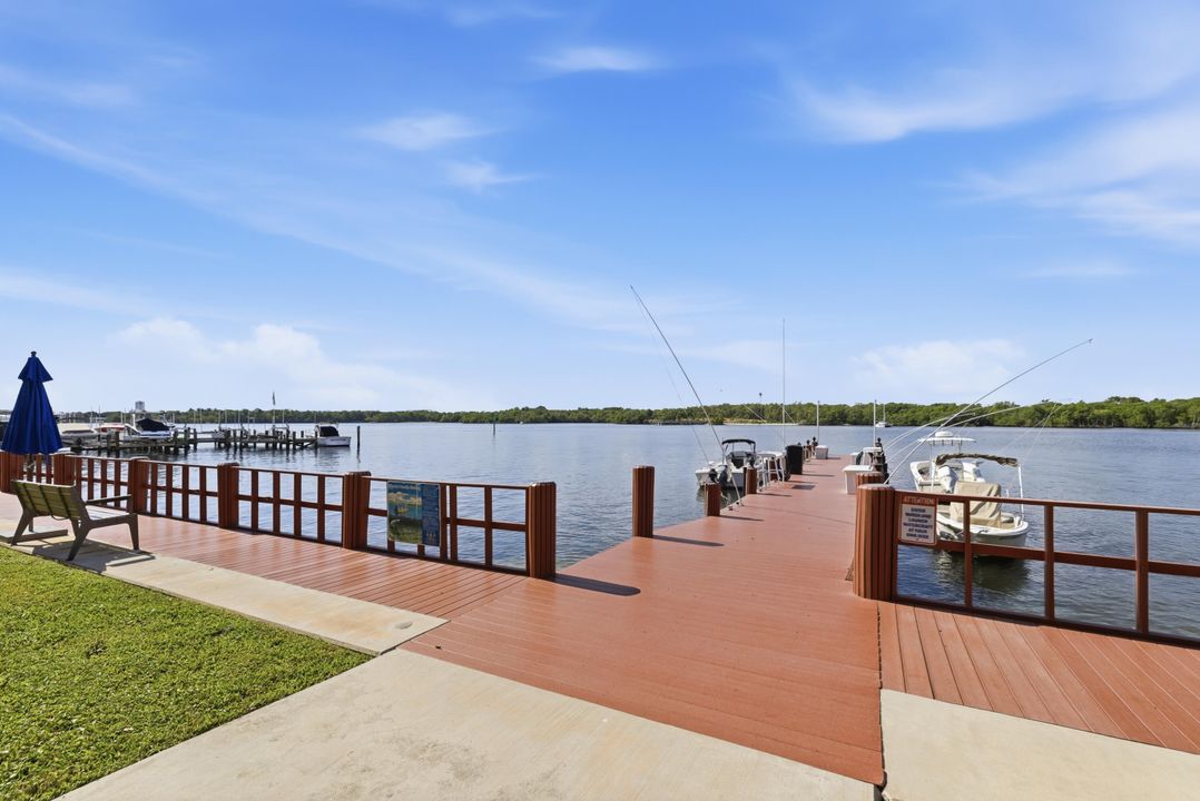 В аренду: $4,500 (2 спален, 2 ванн, 1031 Квадратных фут)