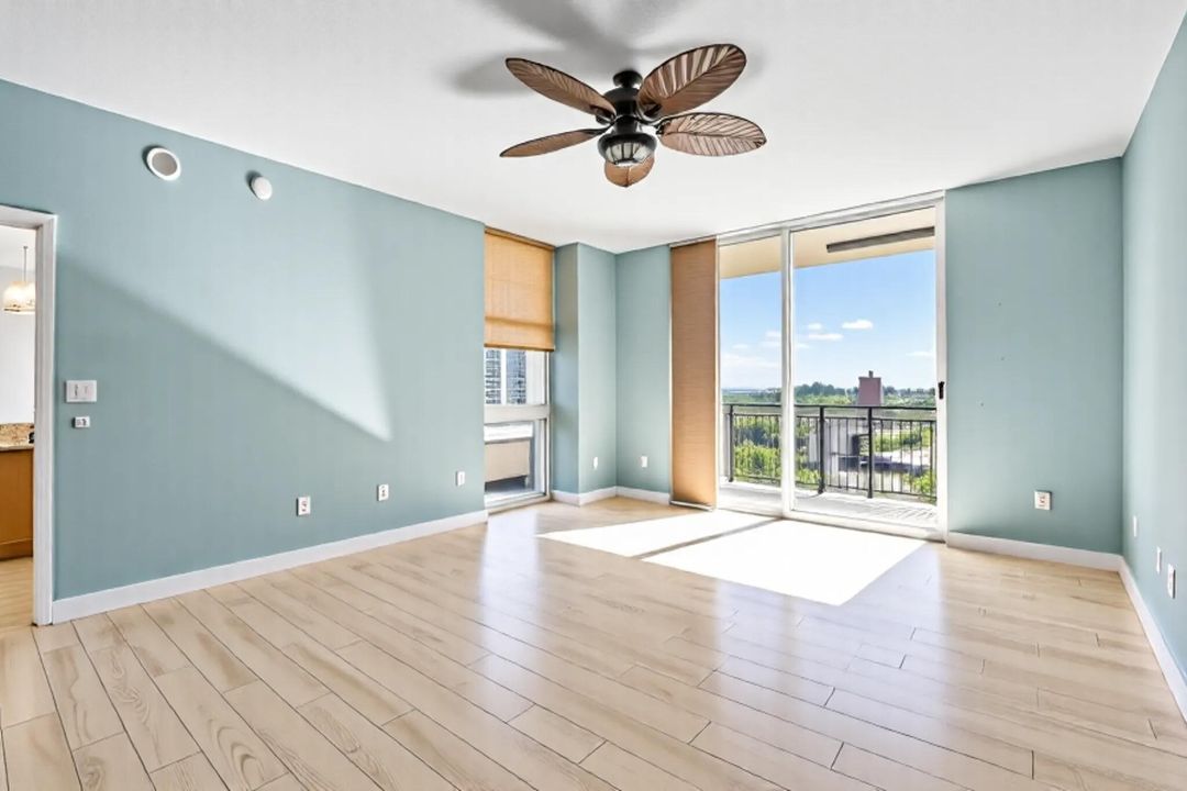 На продажу: $999,000 (2 спален, 2 ванн, 1721 Квадратных фут)