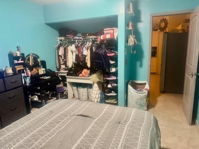 For Sale: $260,000 (2 beds, 2 baths, 938 Square Feet)