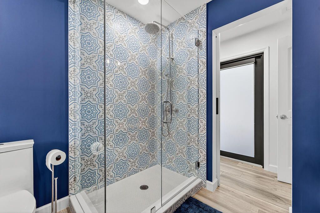 For Sale: $1,699,000 (5 beds, 4 baths, 2935 Square Feet)