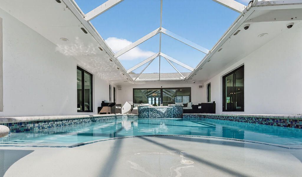 For Sale: $1,699,000 (5 beds, 4 baths, 2935 Square Feet)