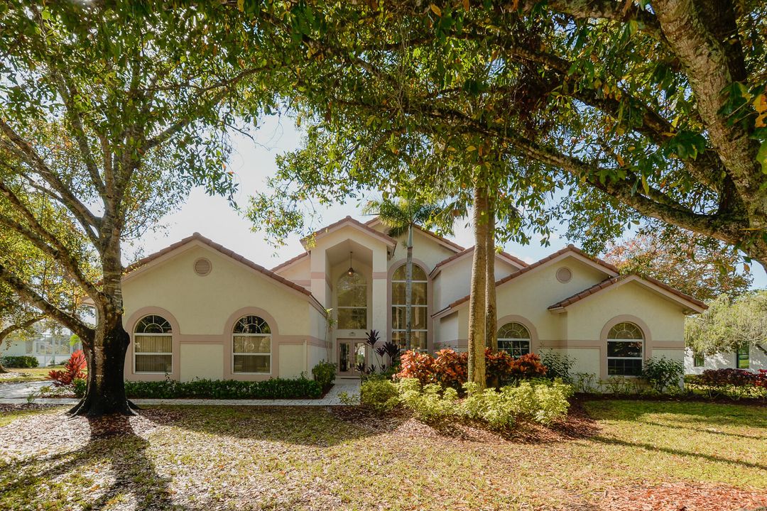 待售: $599,000 (4 贝兹, 3 浴室, 2904 平方英尺)