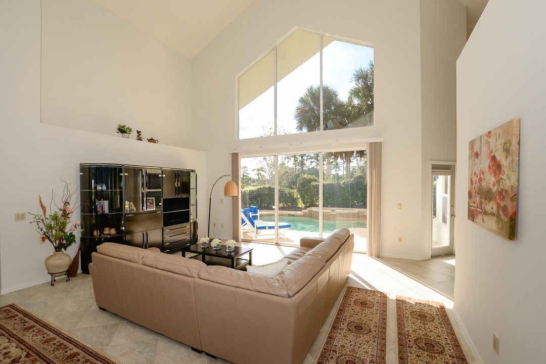 待售: $599,000 (4 贝兹, 3 浴室, 2904 平方英尺)