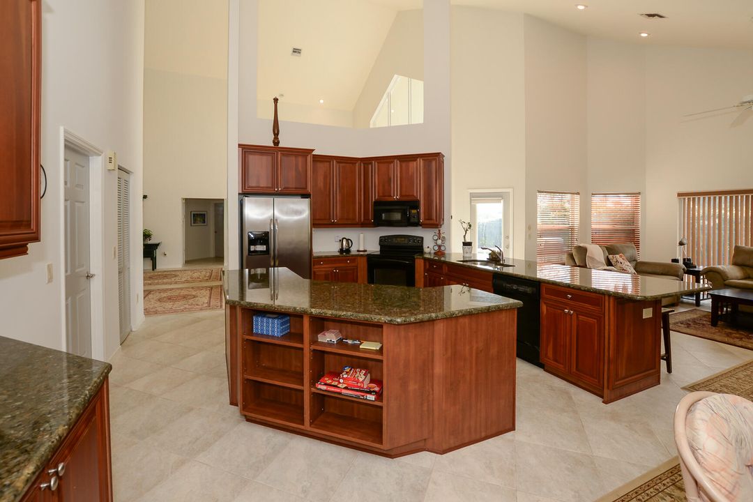 待售: $599,000 (4 贝兹, 3 浴室, 2904 平方英尺)