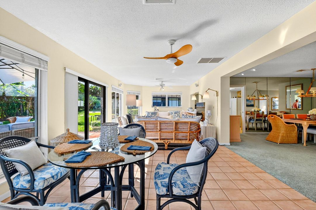 待售: $550,000 (3 贝兹, 2 浴室, 2070 平方英尺)