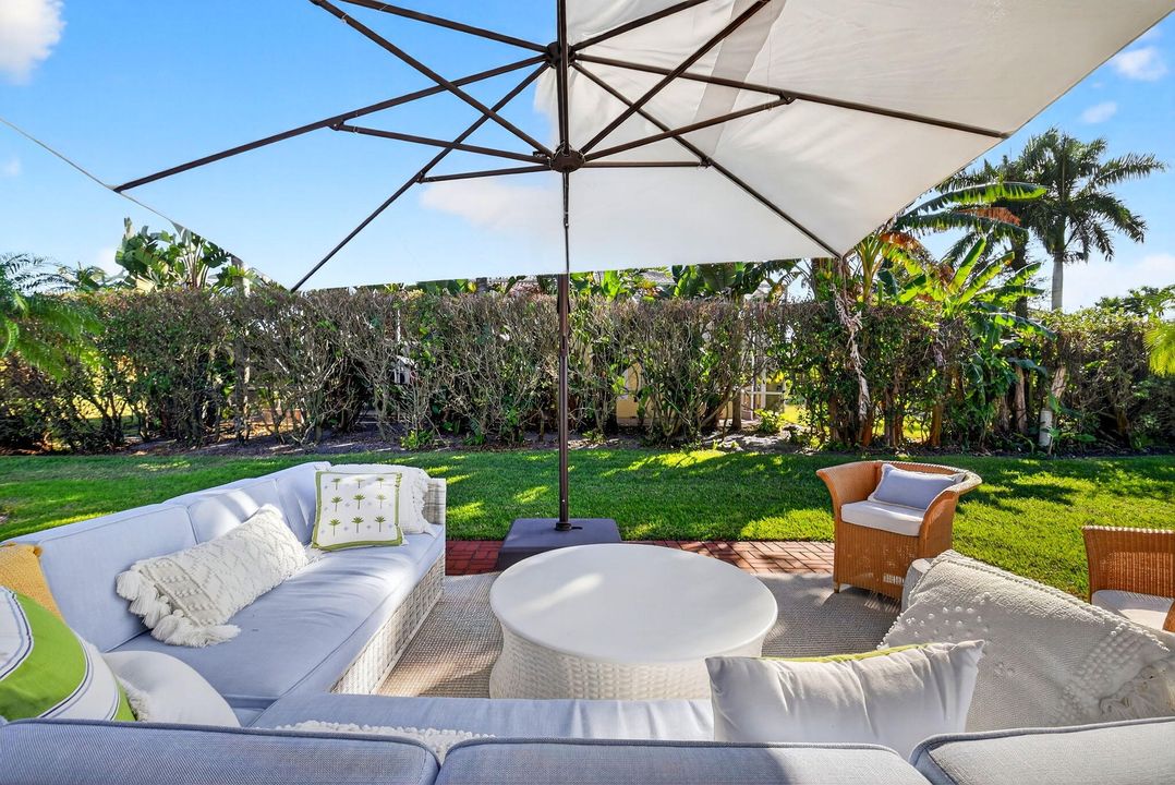 待售: $550,000 (3 贝兹, 2 浴室, 2070 平方英尺)