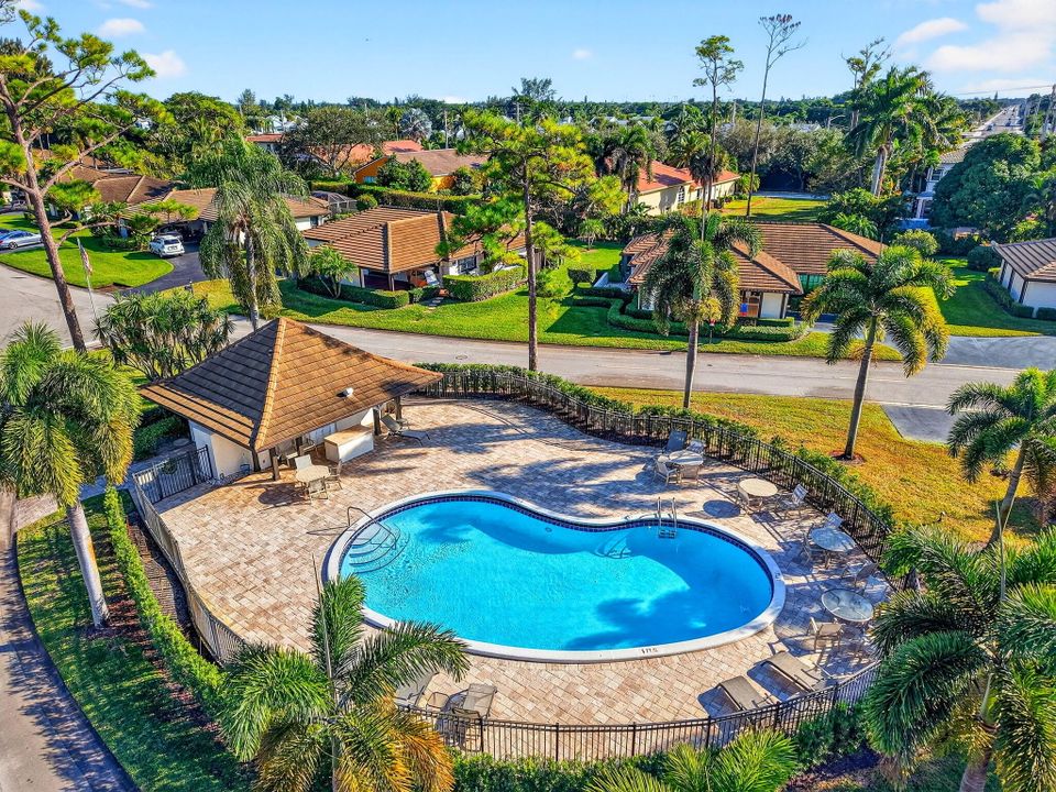 待售: $550,000 (3 贝兹, 2 浴室, 2070 平方英尺)