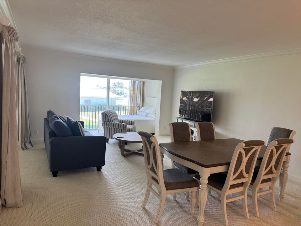 待售: $2,250,000 (3 贝兹, 2 浴室, 1344 平方英尺)