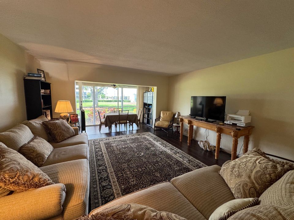 En Venta: $2,095,000 (2 camas, 2 baños, 1344 Pies cuadrados)