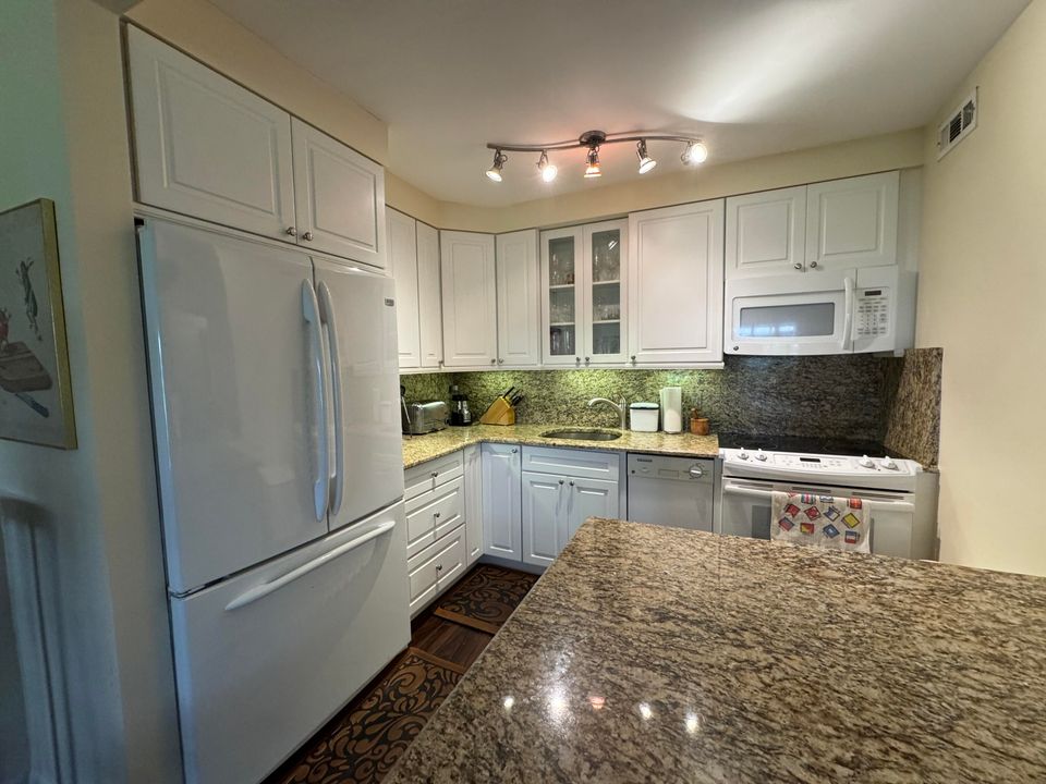 En Venta: $2,095,000 (2 camas, 2 baños, 1344 Pies cuadrados)