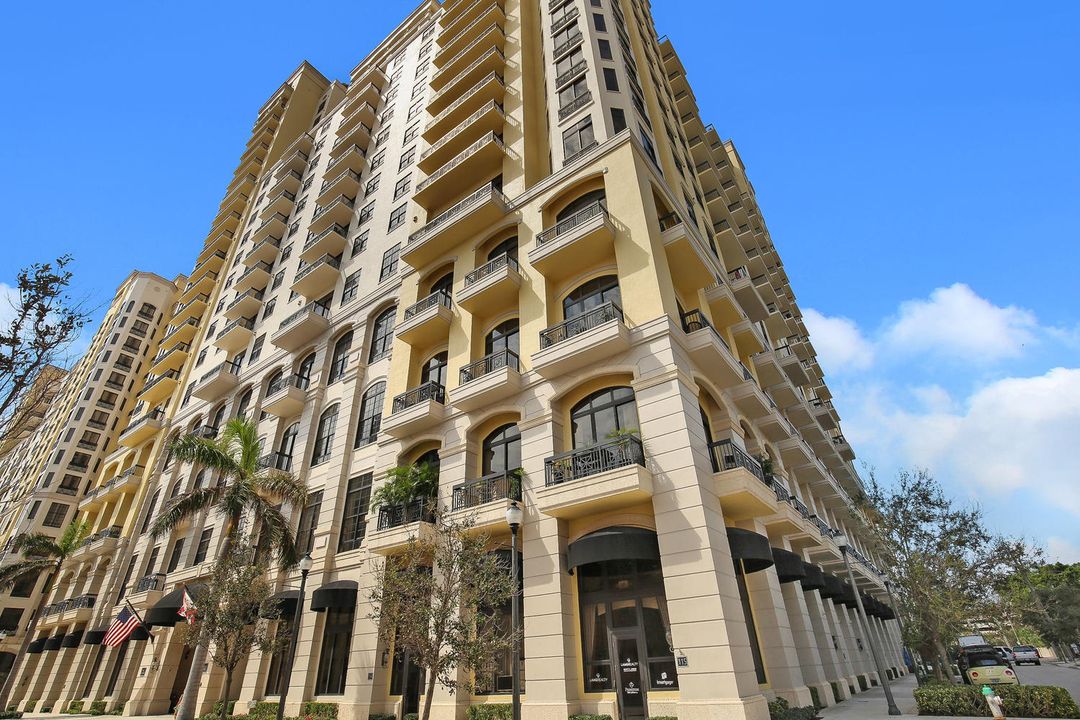 На продажу: $775,000 (2 спален, 2 ванн, 1170 Квадратных фут)