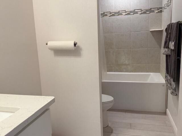 На продажу: $750,000 (4 спален, 3 ванн, 3212 Квадратных фут)