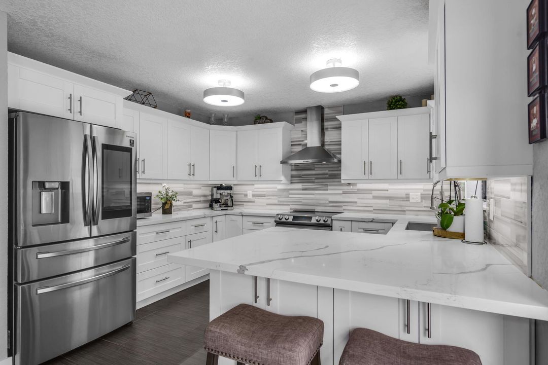 For Sale: $549,900 (3 beds, 2 baths, 1962 Square Feet)