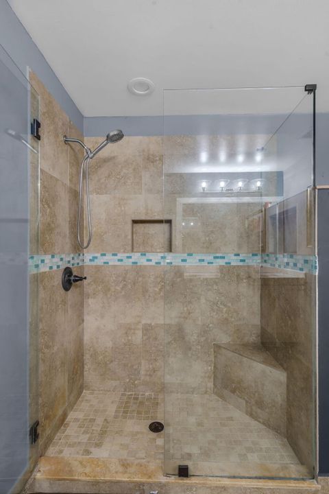 For Sale: $549,900 (3 beds, 2 baths, 1962 Square Feet)