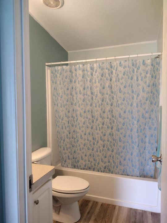 For Sale: $120,000 (3 beds, 2 baths, 1547 Square Feet)