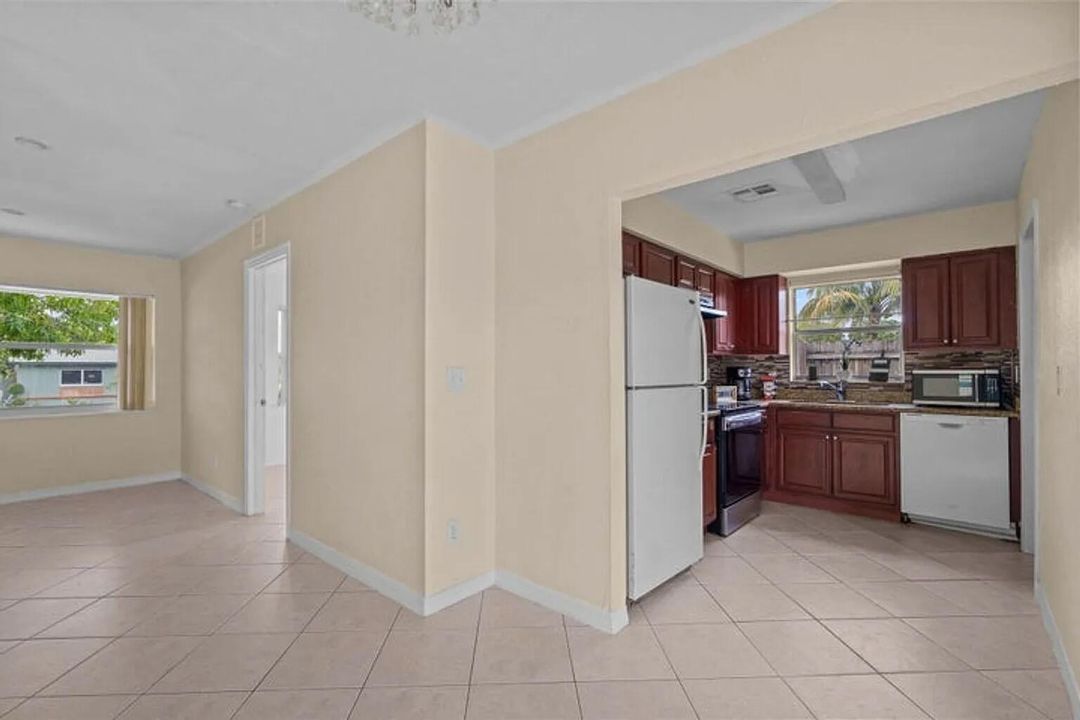 Active With Contract: $369,000 (4 beds, 2 baths, 1168 Square Feet)