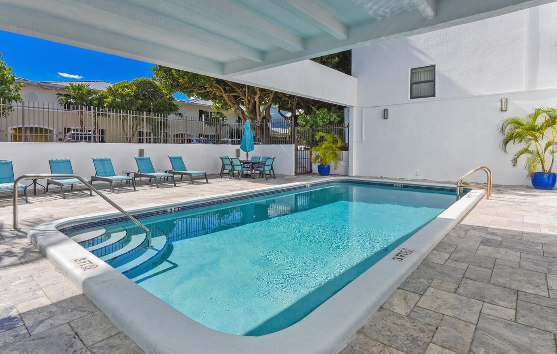 En Renta: $12,000 (3 camas, 3 baños, 1600 Pies cuadrados)