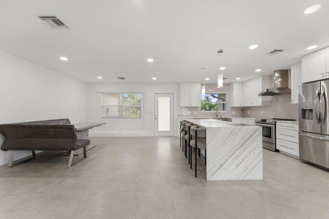 待售: $959,000 (3 贝兹, 2 浴室, 1755 平方英尺)