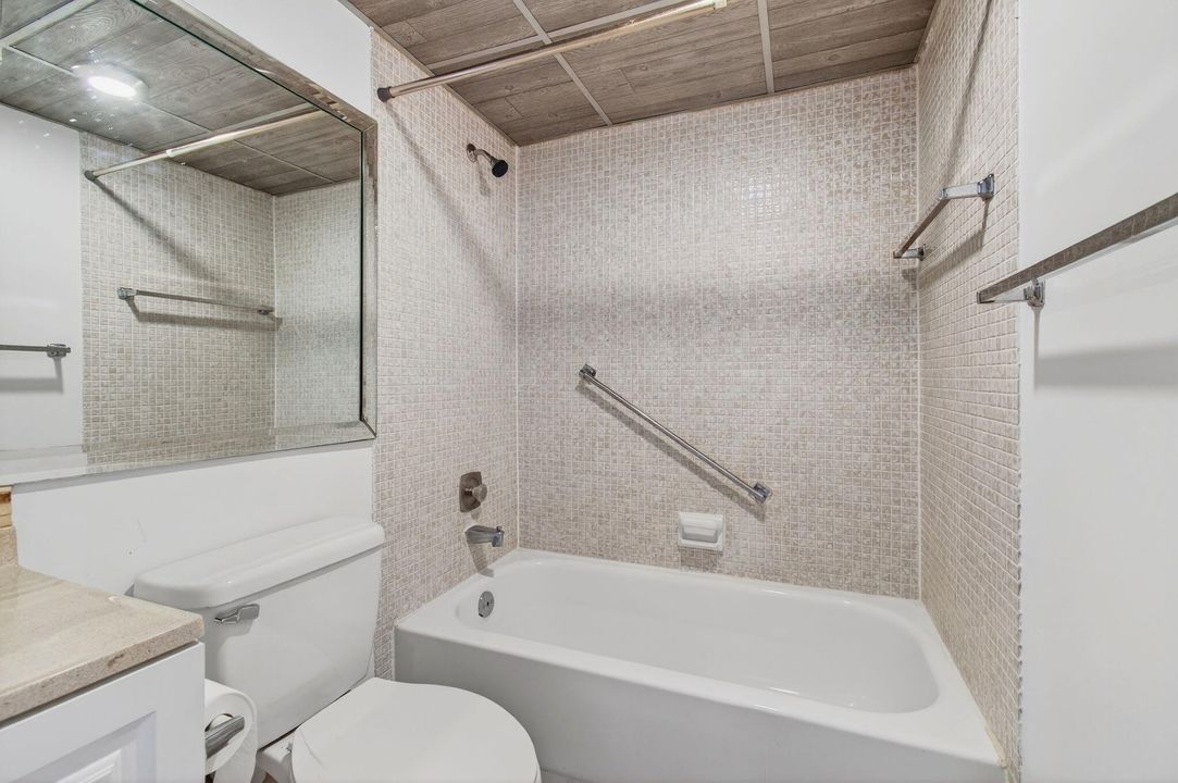 En Renta: $1,400 (2 camas, 2 baños, 920 Pies cuadrados)