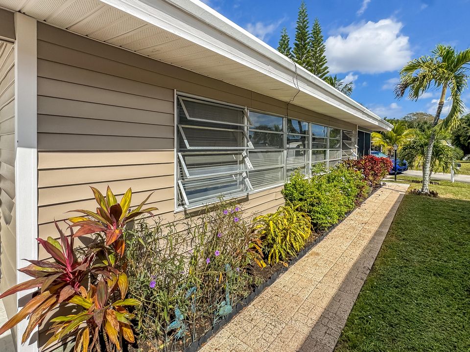 En Venta: $189,000 (2 camas, 2 baños, 790 Pies cuadrados)