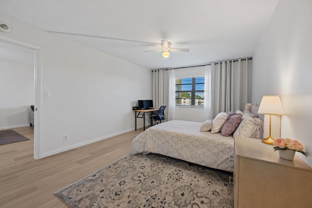 For Rent: $1,850 (1 beds, 1 baths, 741 Square Feet)